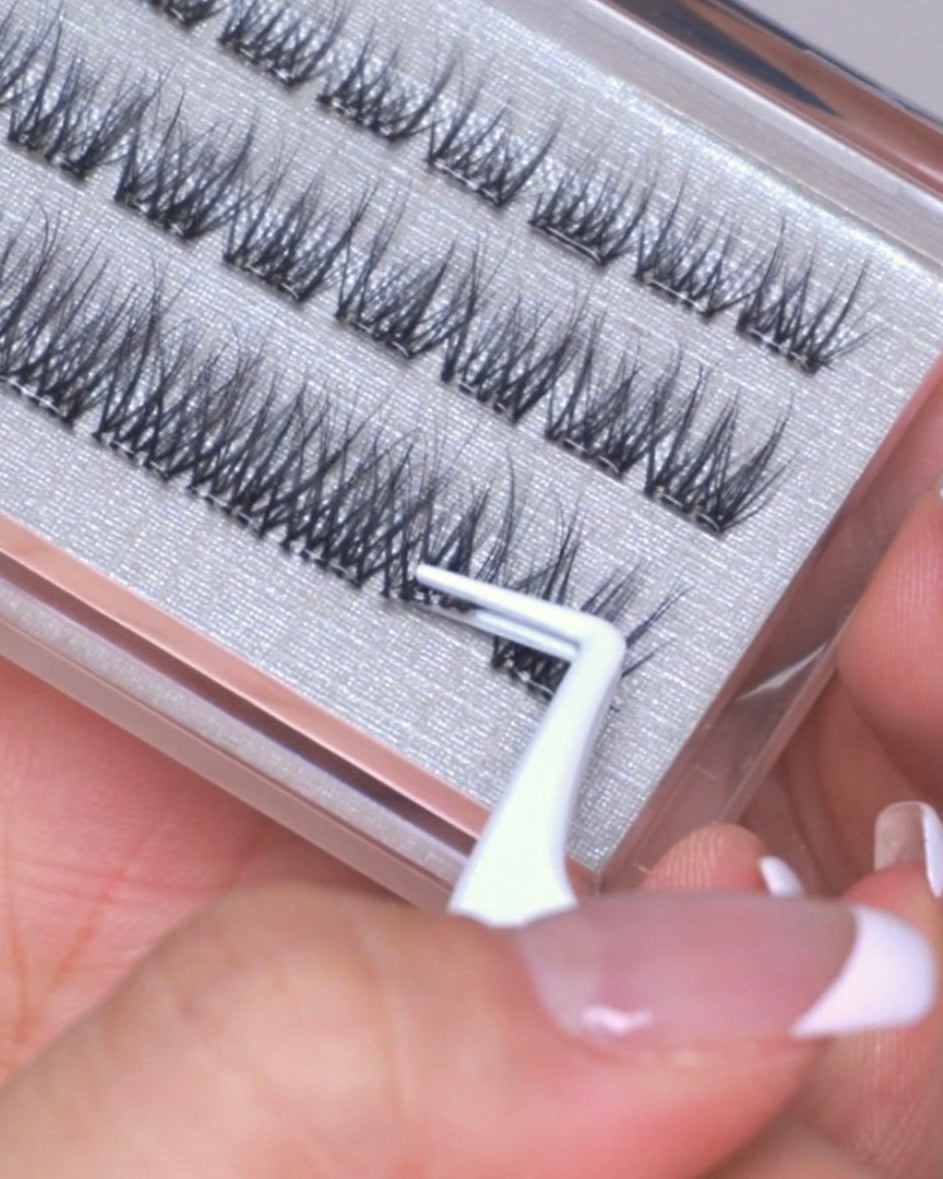 Self-Adhesive Lashes